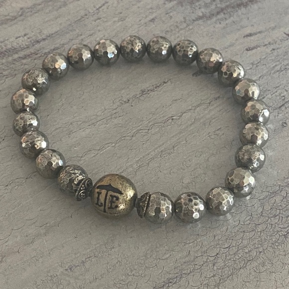 Lenny & Eva Hematite Bead Stretch Bracelet​​​​​​​​​ - Picture 2 of 7